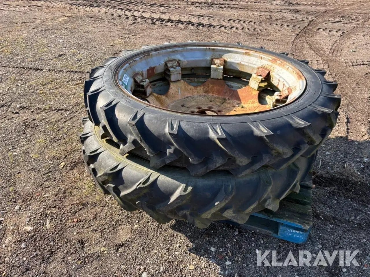 Billede 3 - Dæk på fælge 2 styk