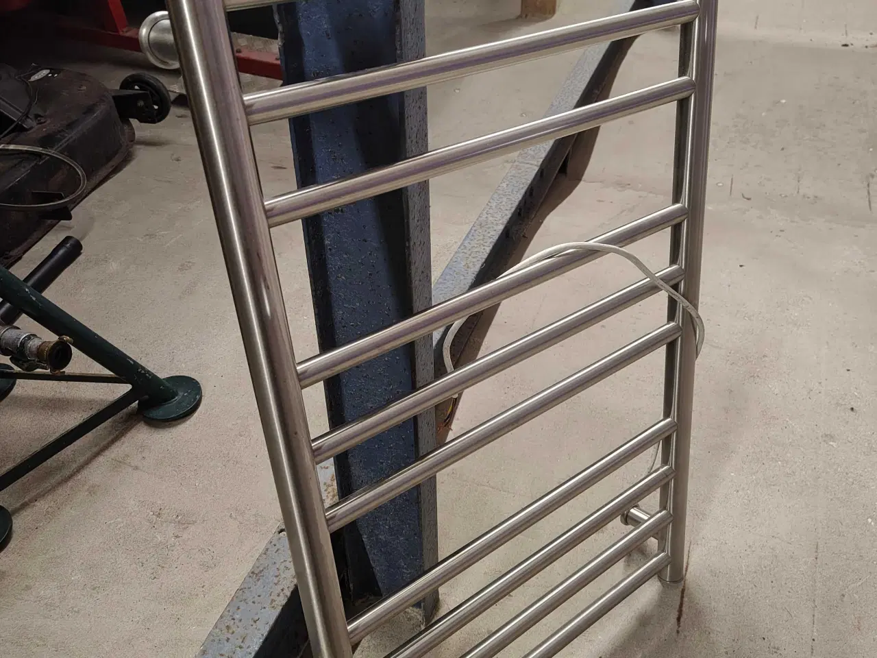 Billede 1 - Håndklæde tørre el 