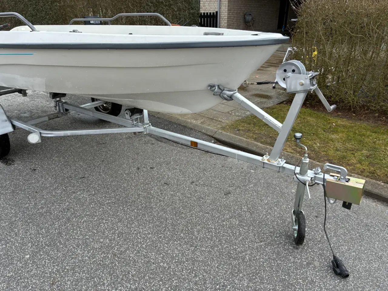 Billede 7 - Terhi jolle m. 15 hk Mariner + indreg. trailer