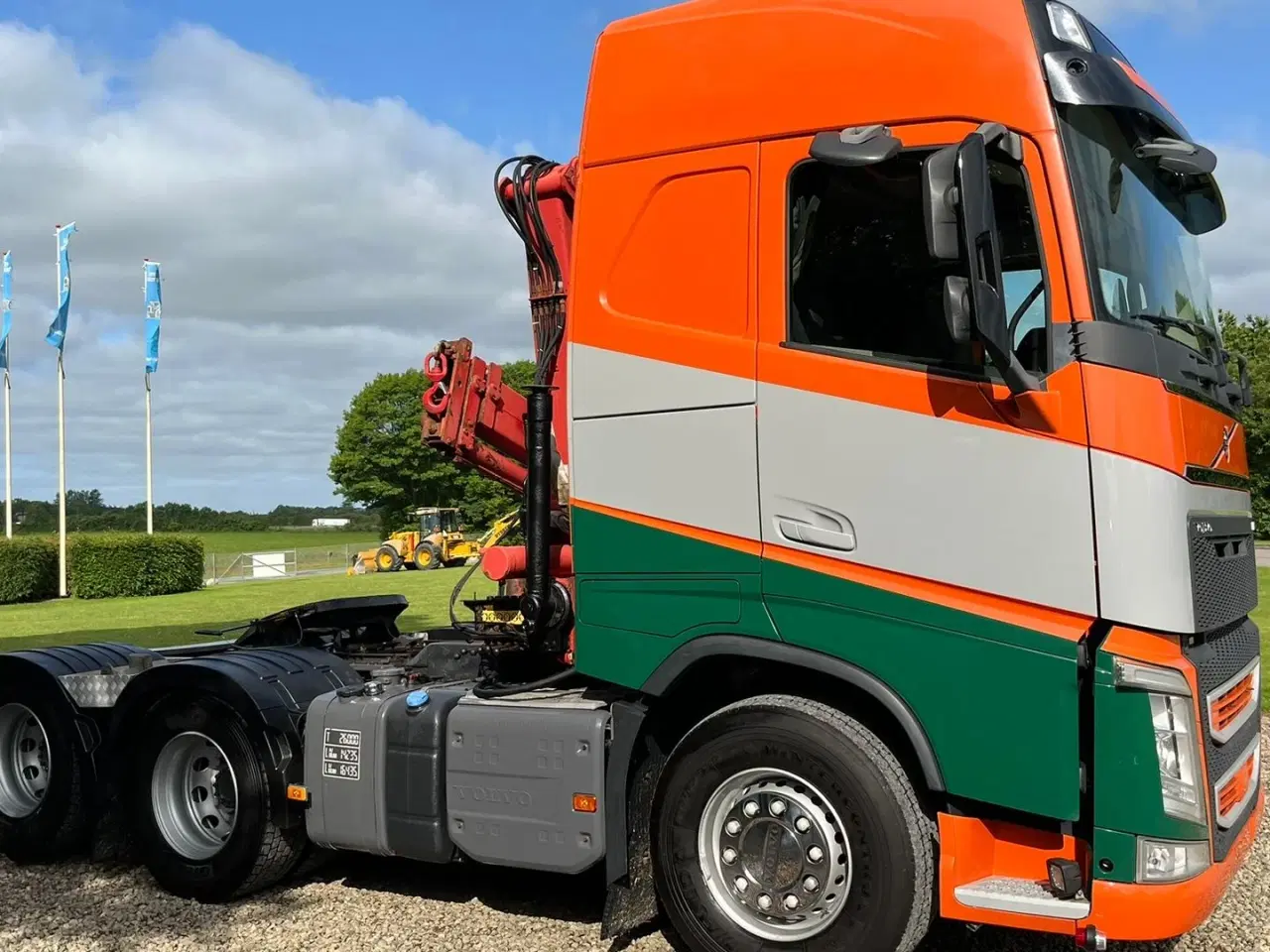 Billede 9 - Volvo FH 500 6x4 med tandemløft og aftagelig HMF 1150 kran+ 2 strengs hydraulik. Evt udlejning, ring og forhør