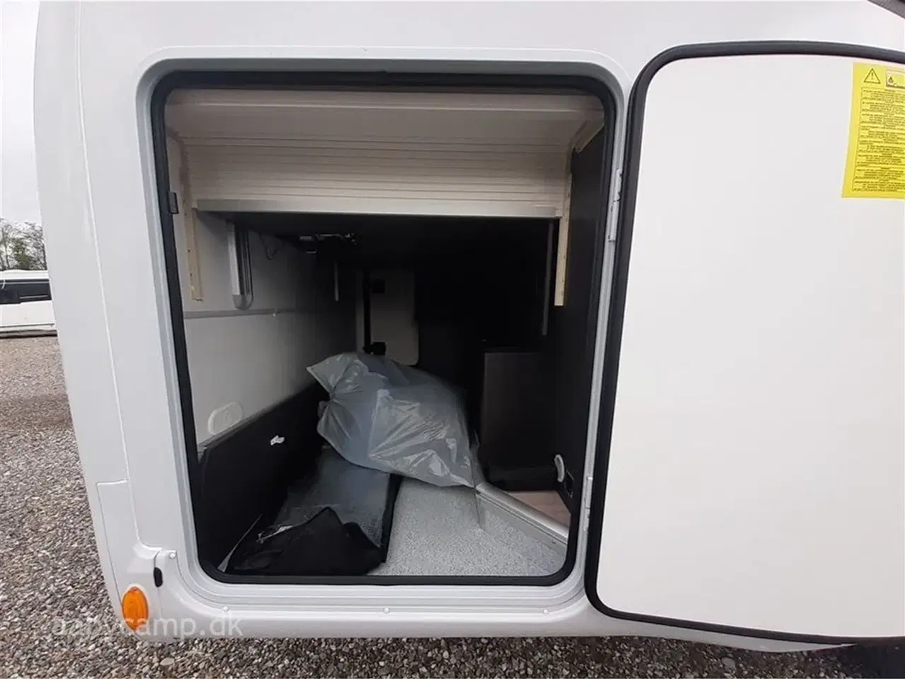 Billede 27 - 2024 - Benimar Mileo 297   Nk pakke. Automatgear. solceller. Lithium batteri. Markise. cykelstativ. Queensbed.