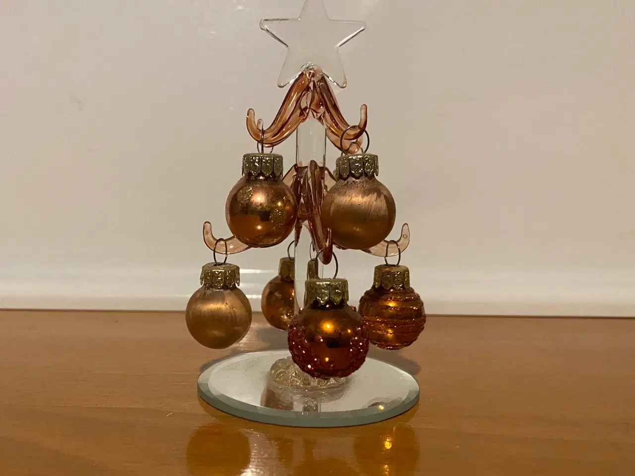 Billede 6 - 3/6 pæne jule pynt til ophæng og julebord kr. 60,-