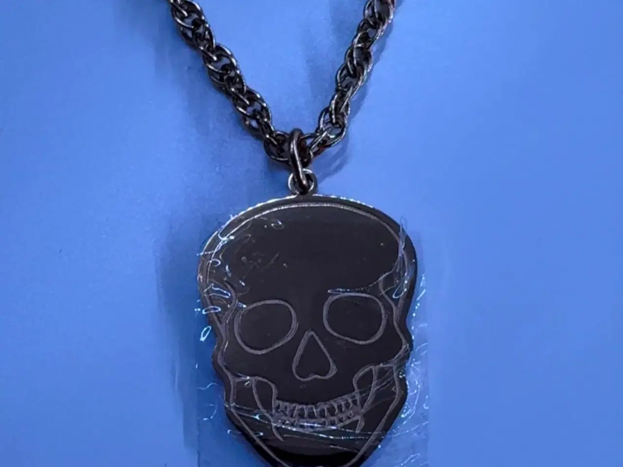 Billede 2 - Halskæder sælges