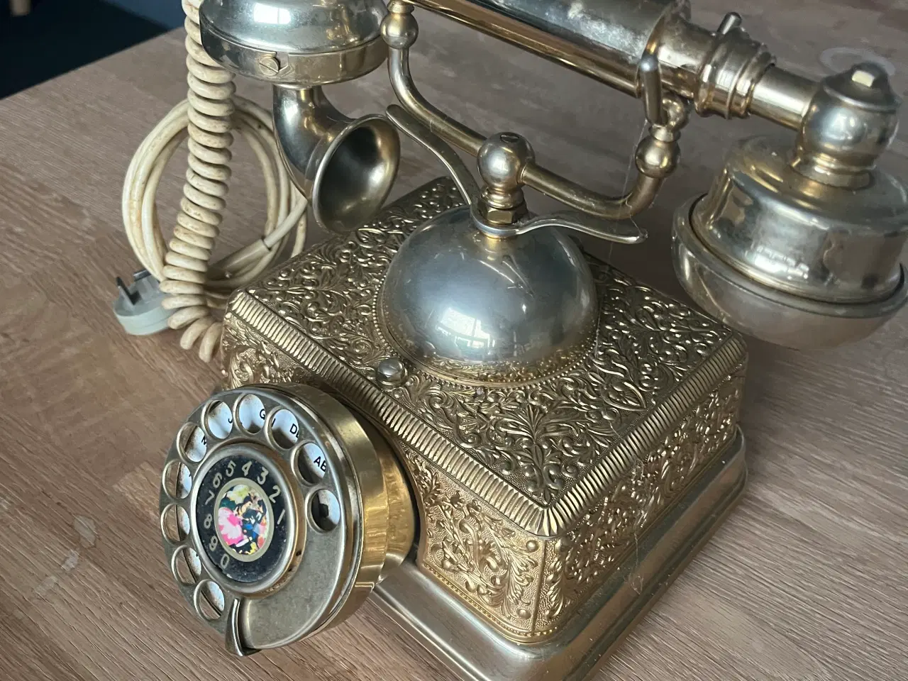 Billede 2 - Gammel telefon 