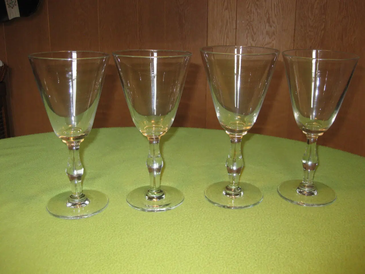 Billede 2 - 4 Porterglas fra Kastrup Glasværk højde 19,5 cm