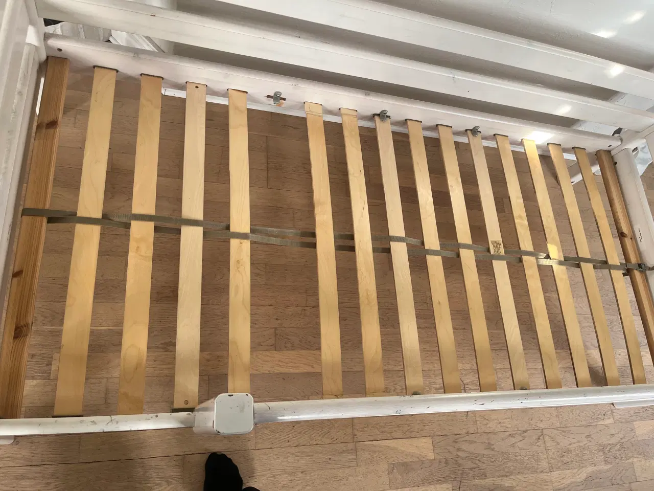 Billede 3 - Flexa seng inkl madras