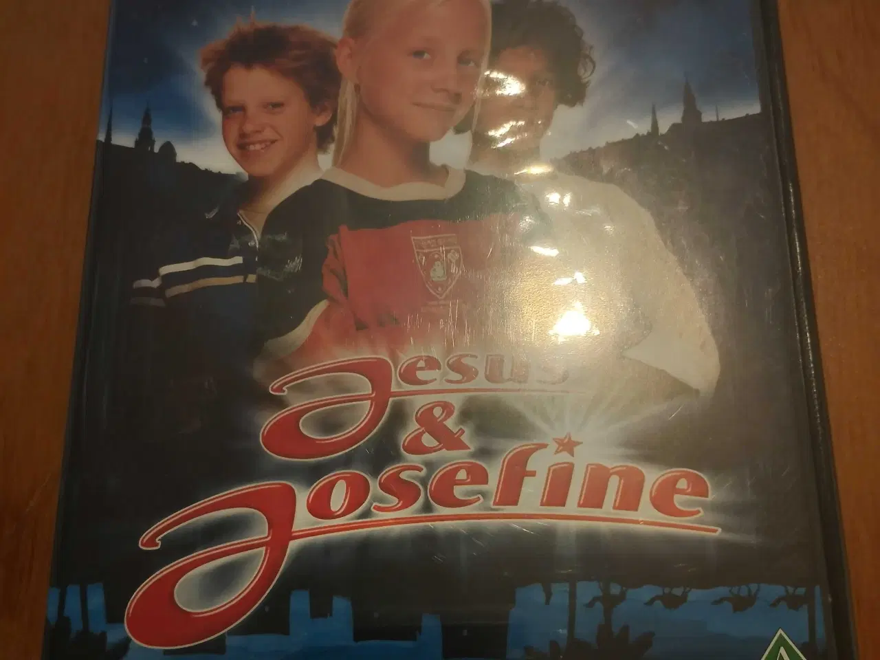 Billede 1 - Jesus og Josefine. Hele ny stadig i folie 