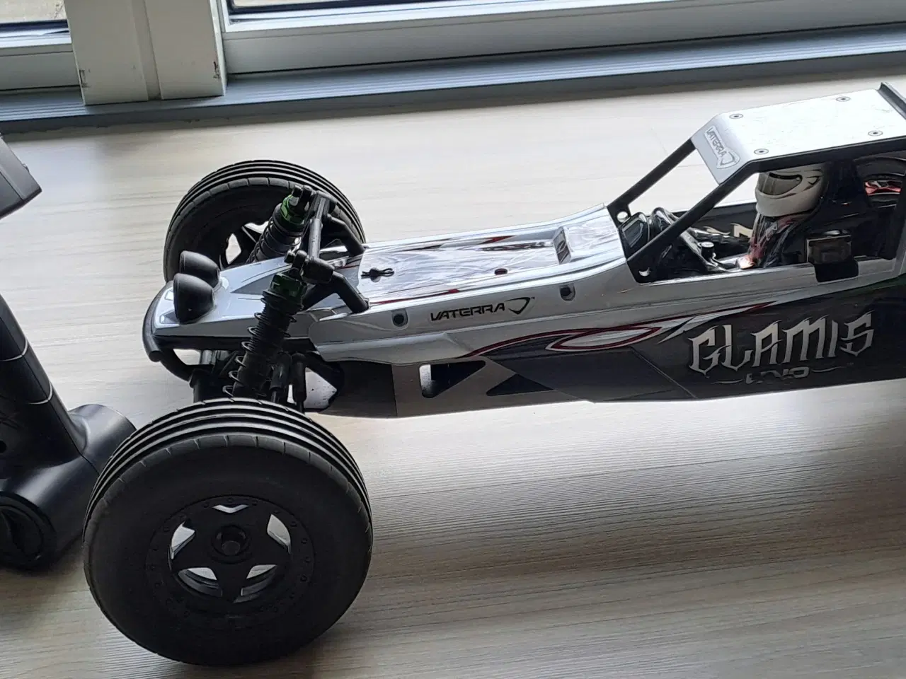 Billede 2 - Vaterra Glamis Uno 1/8 skala off-road buggy