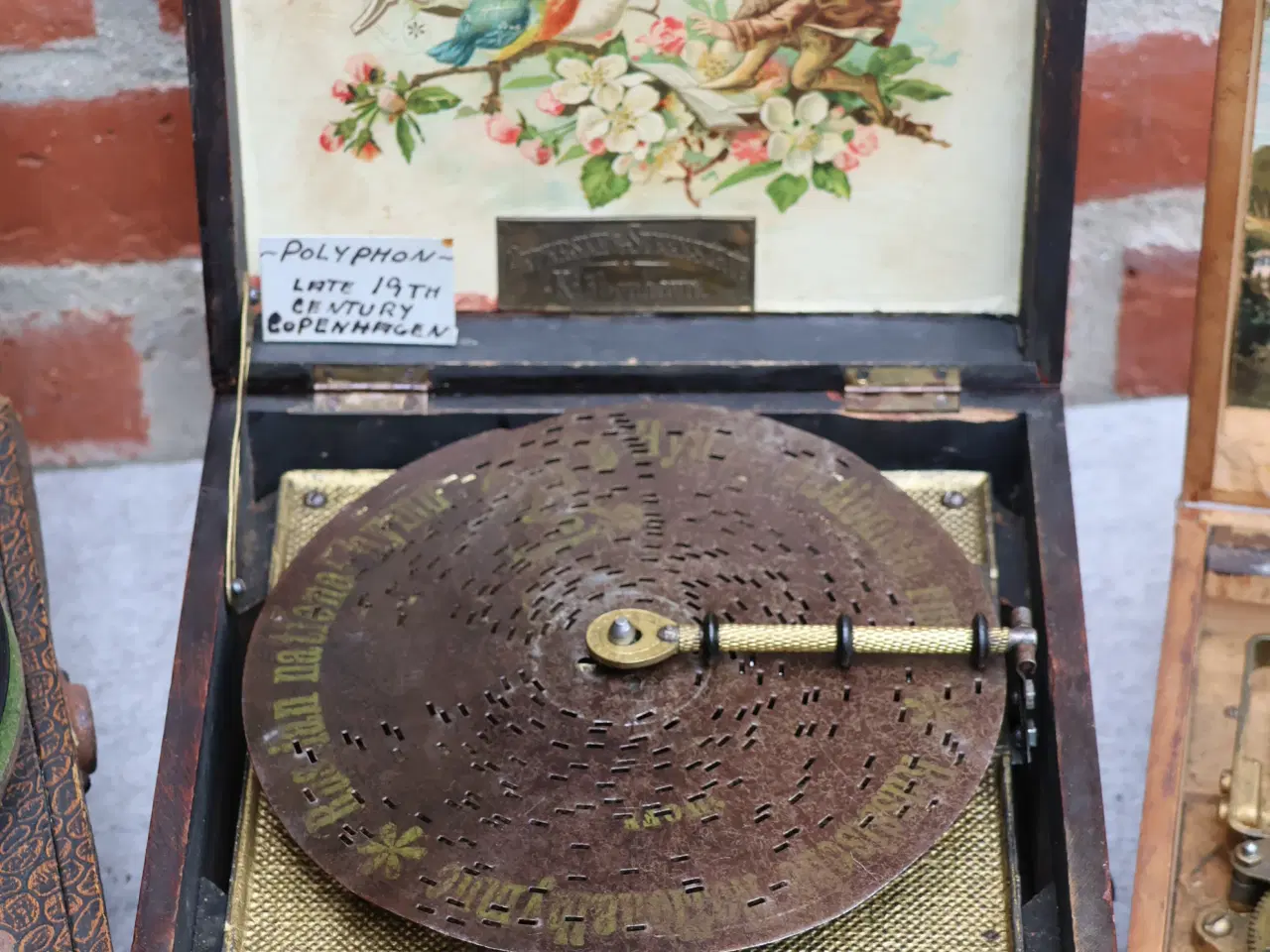 Billede 4 - Gl Gramophone og 2 stk gl musikbokse. 