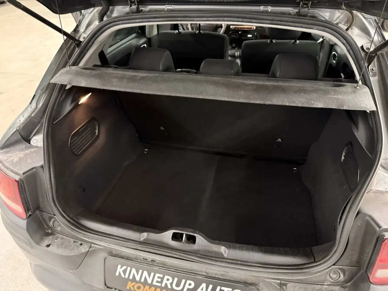 Billede 8 - Citroën C4 Cactus 1,6 Blue HDi Feel Complet start/stop 100HK 5d