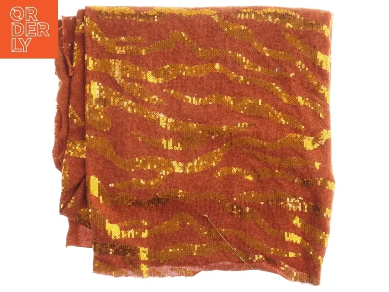 Billede 2 - Rødt og guldfarvet stof (str. 126 x, 148 cm)