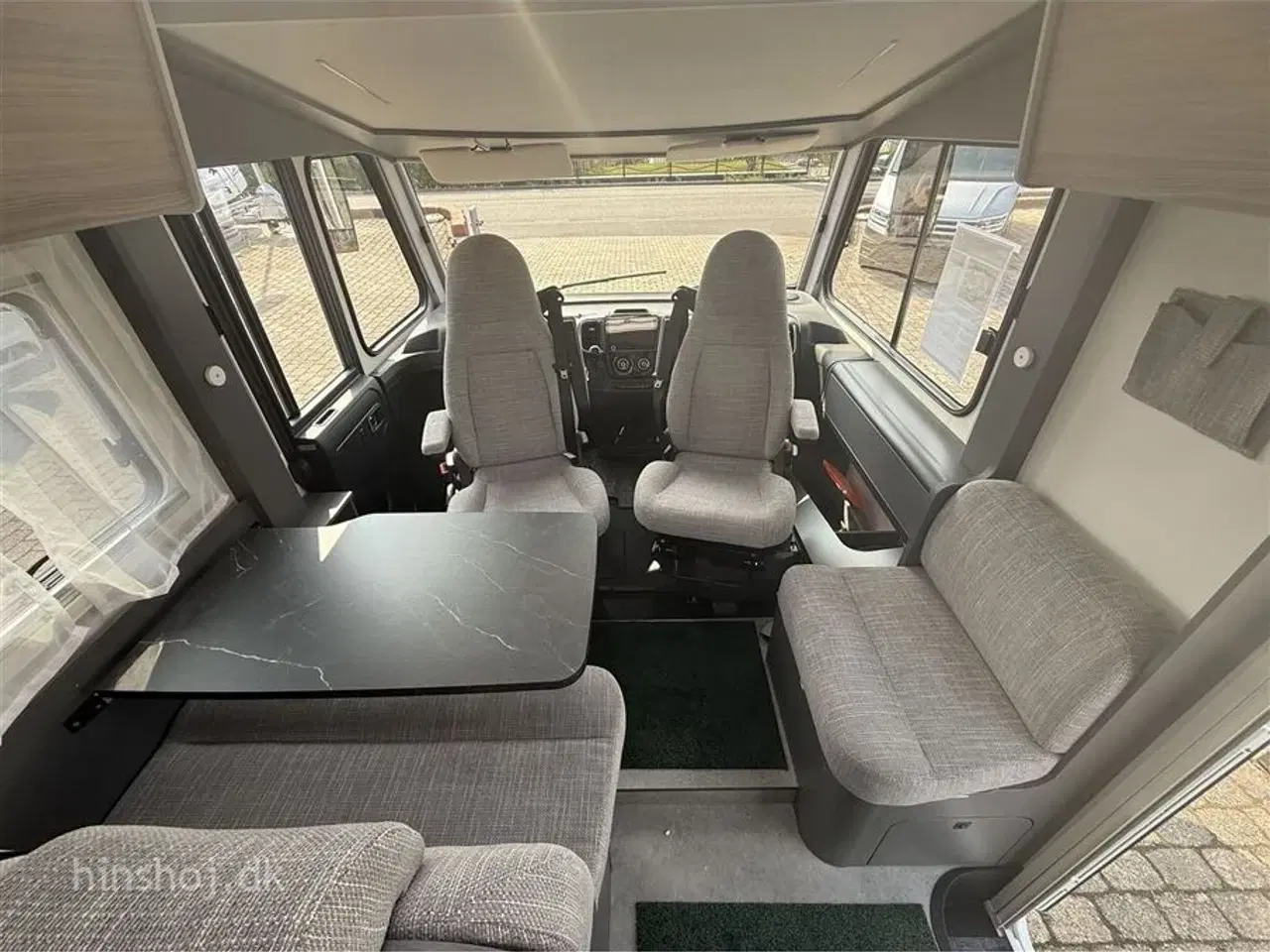 Billede 2 - 2026 - Etrusco I 6900 SB Aut.   Etrusco by Hymer er Italiensk Elegance og Komfort fra Hinshøj Caravan
