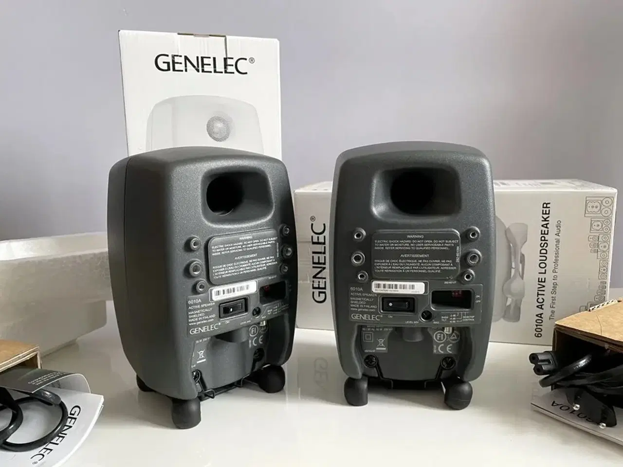 Billede 5 -  Genelec 6010A Pair of Active Speakers (2 pcs)