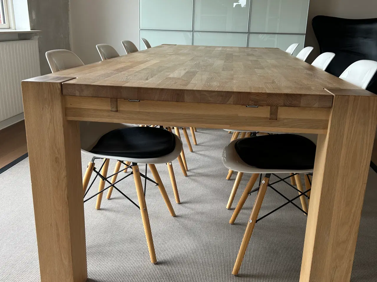 Billede 2 - Spisebord massiv ege træ