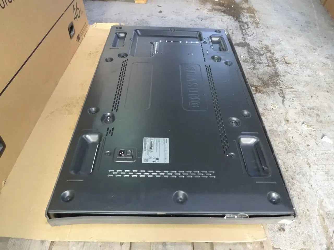 Billede 4 - Prof. Monitor 46" Samsung UH46F5, HDMI, DVI, RJ45 m.m.