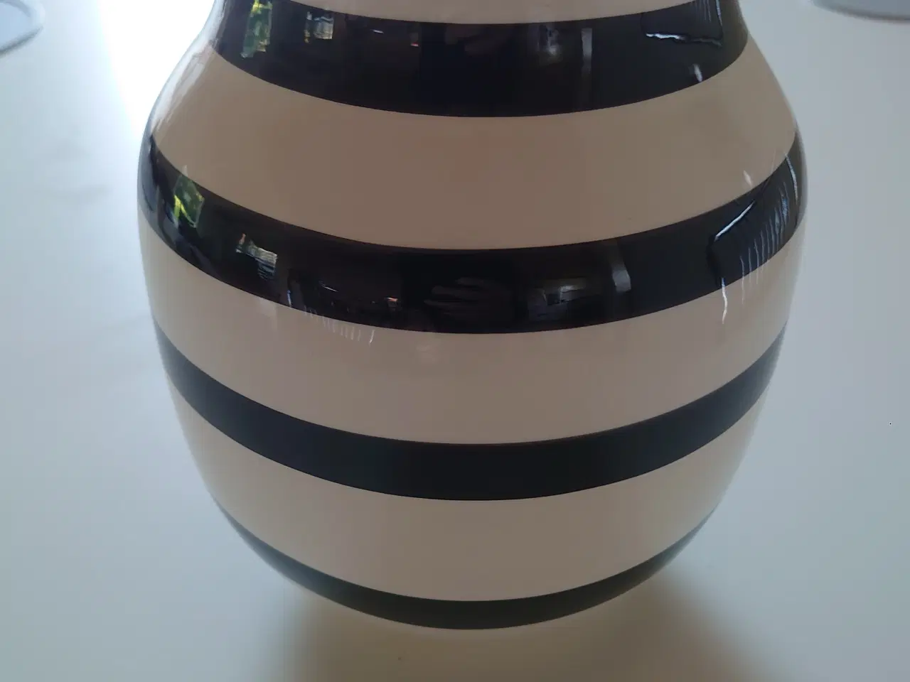 Billede 1 - Kähler Omaggio vase sort 