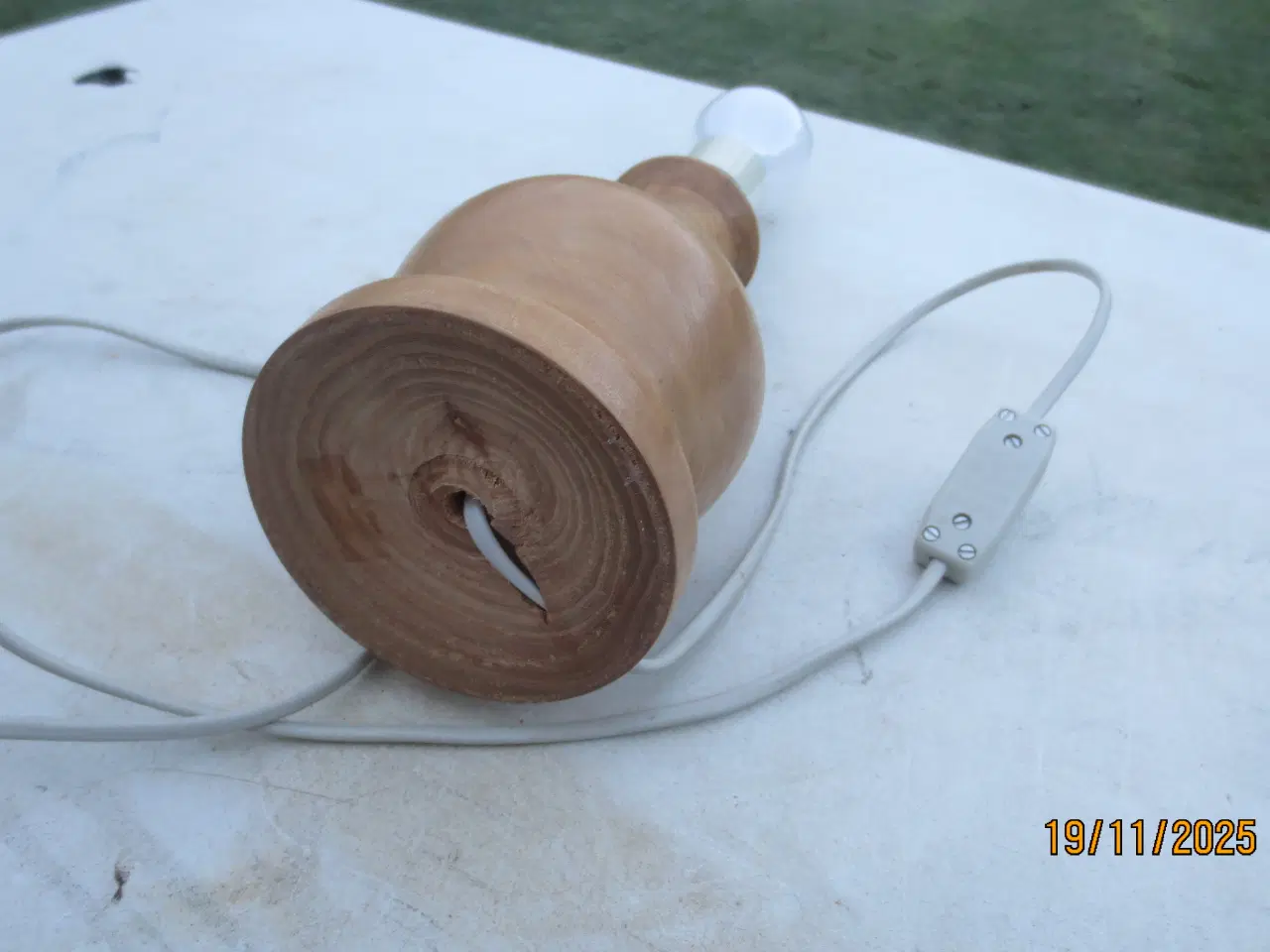 Billede 6 - 2 stk Bordlamper i Bøgetræ 