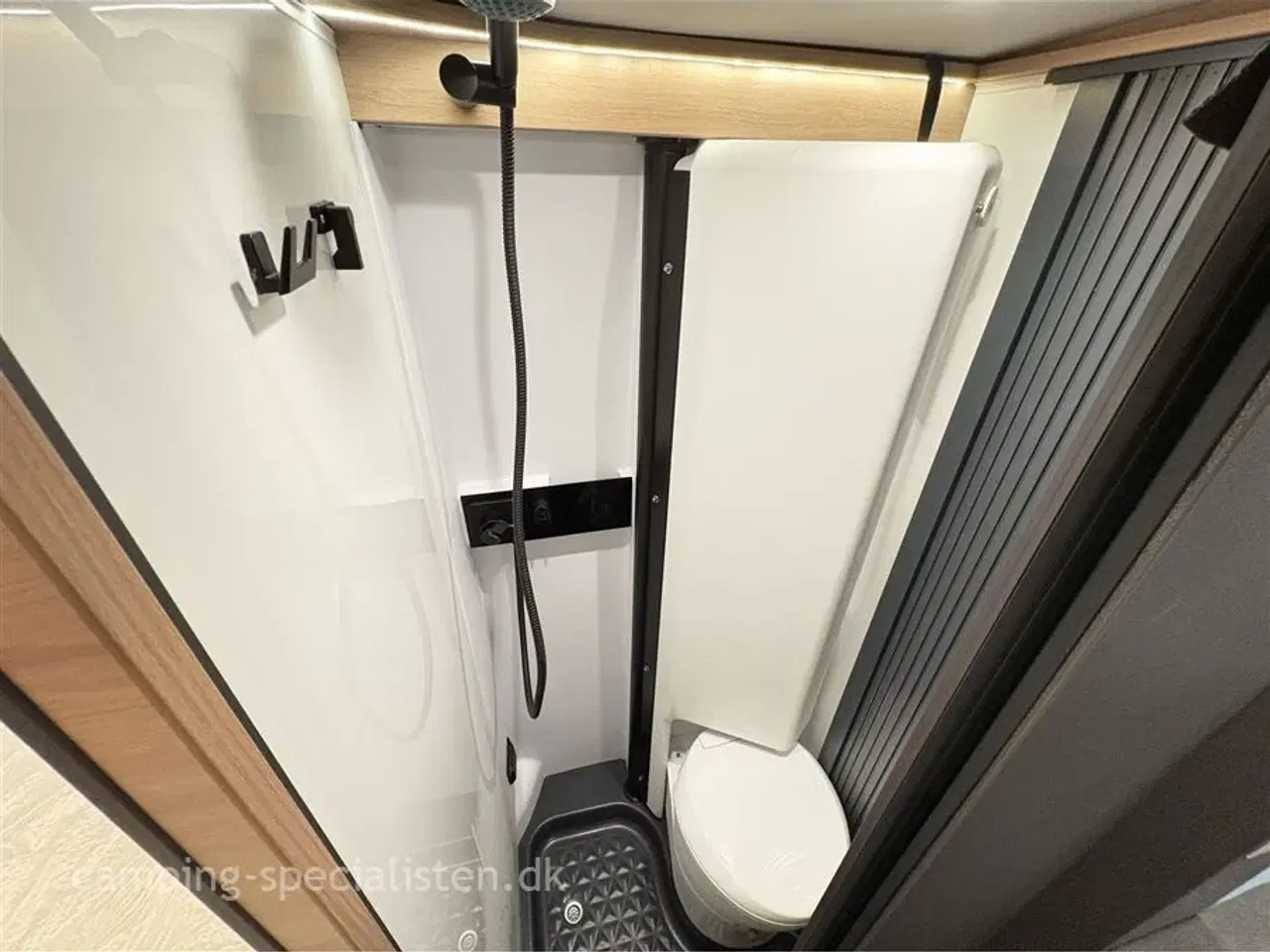 Billede 11 - 2026 - Knaus Boxlife 600 ME Platinum Selection   Ny Knaus Boxlife 600 ME Platinum Selection 2026 - kan ses nu hos Camping-Specialisten i Silkeborg