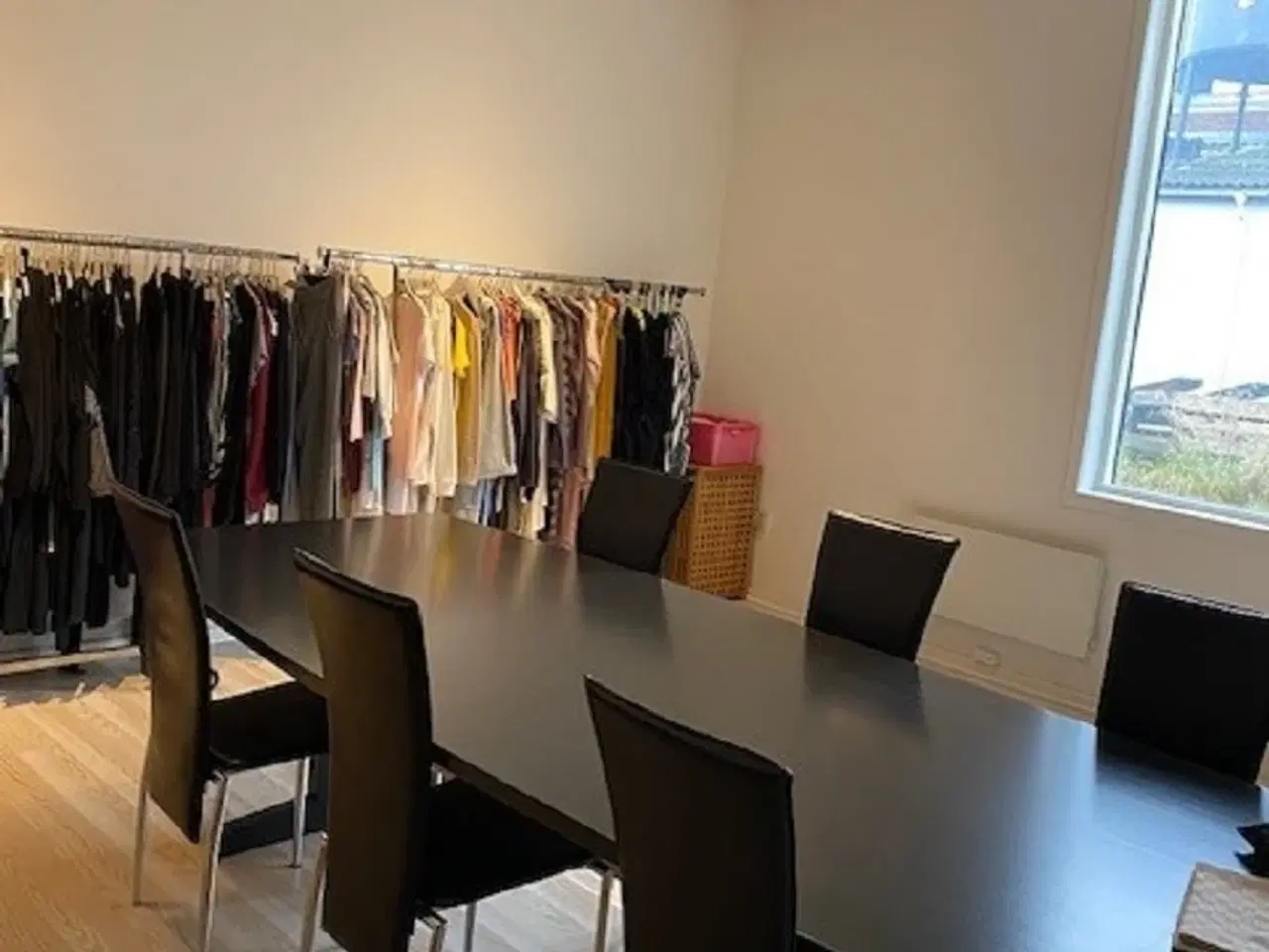 Billede 1 - Erhvervslejemål velbeliggende i attraktivt område - tæt på motorvej