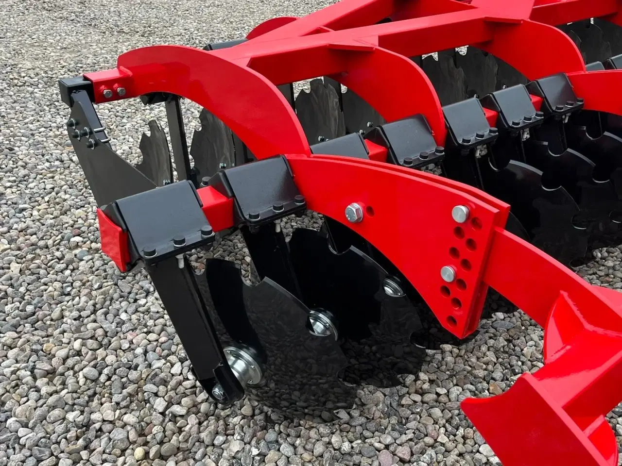 Billede 13 - Dexwal Mamut 4 m Med v-rings pakker og 560mm tallerkner