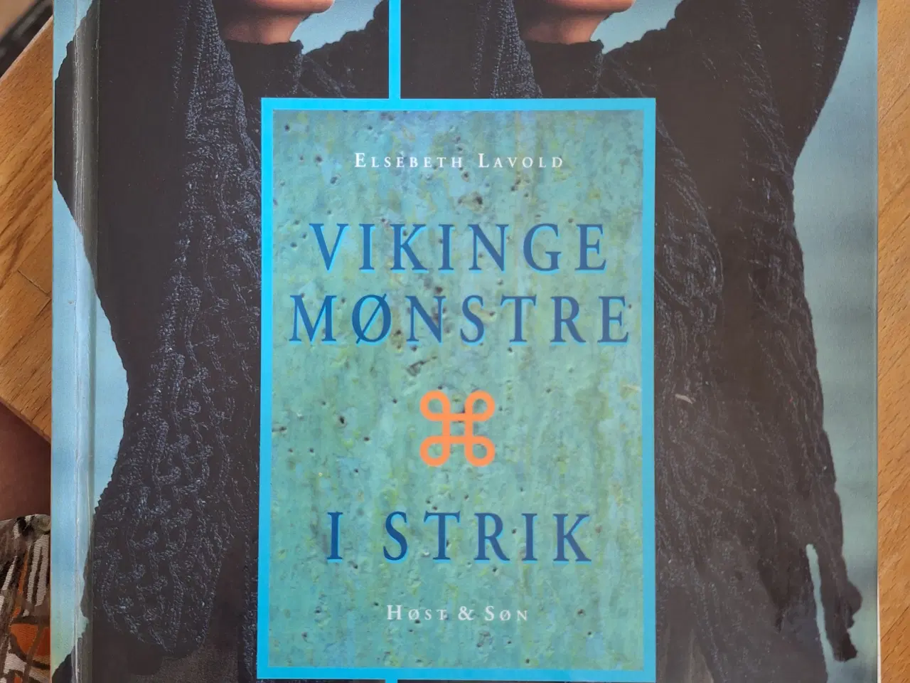 Billede 1 - Vikinge mønstre i strik