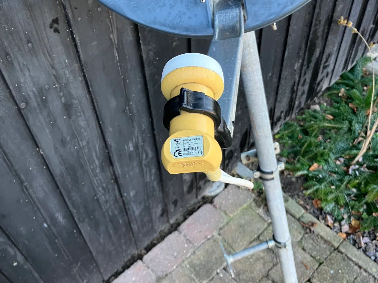 Billede 5 - Parabol med Satellit modtager