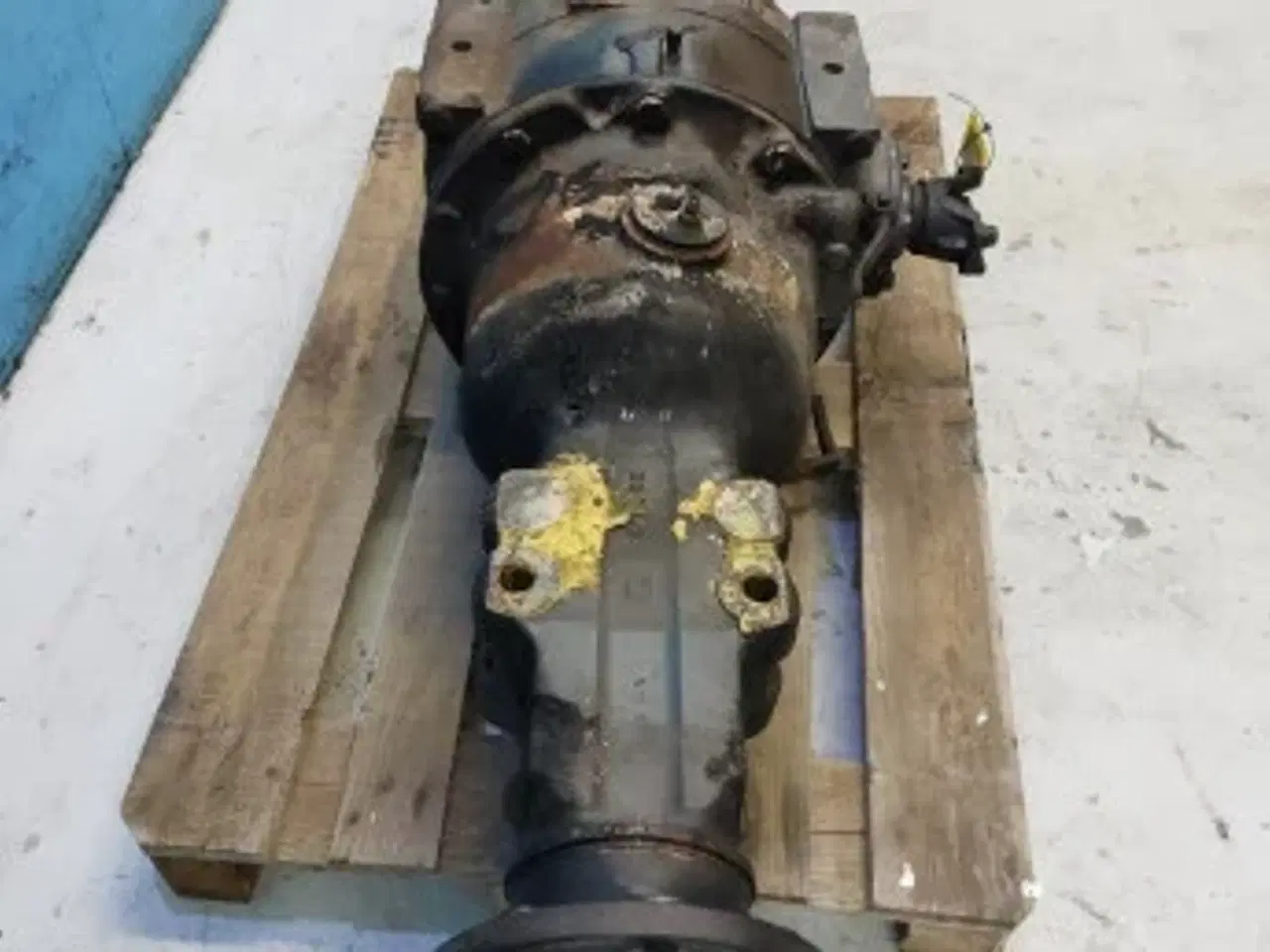 Billede 19 - New Holland LB110 Bagaksel 86552795