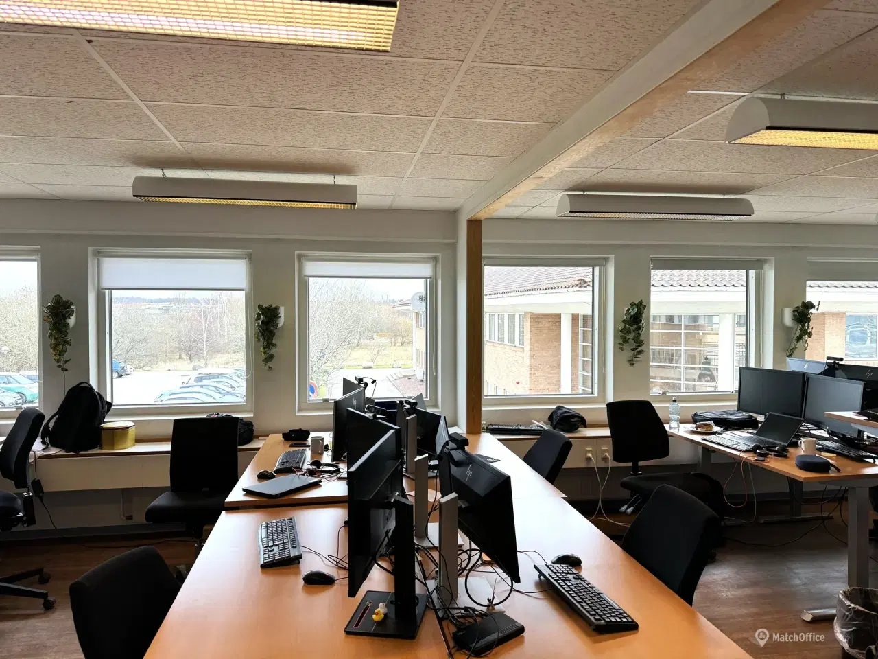 Billede 7 - Et fint kontor til en god pris