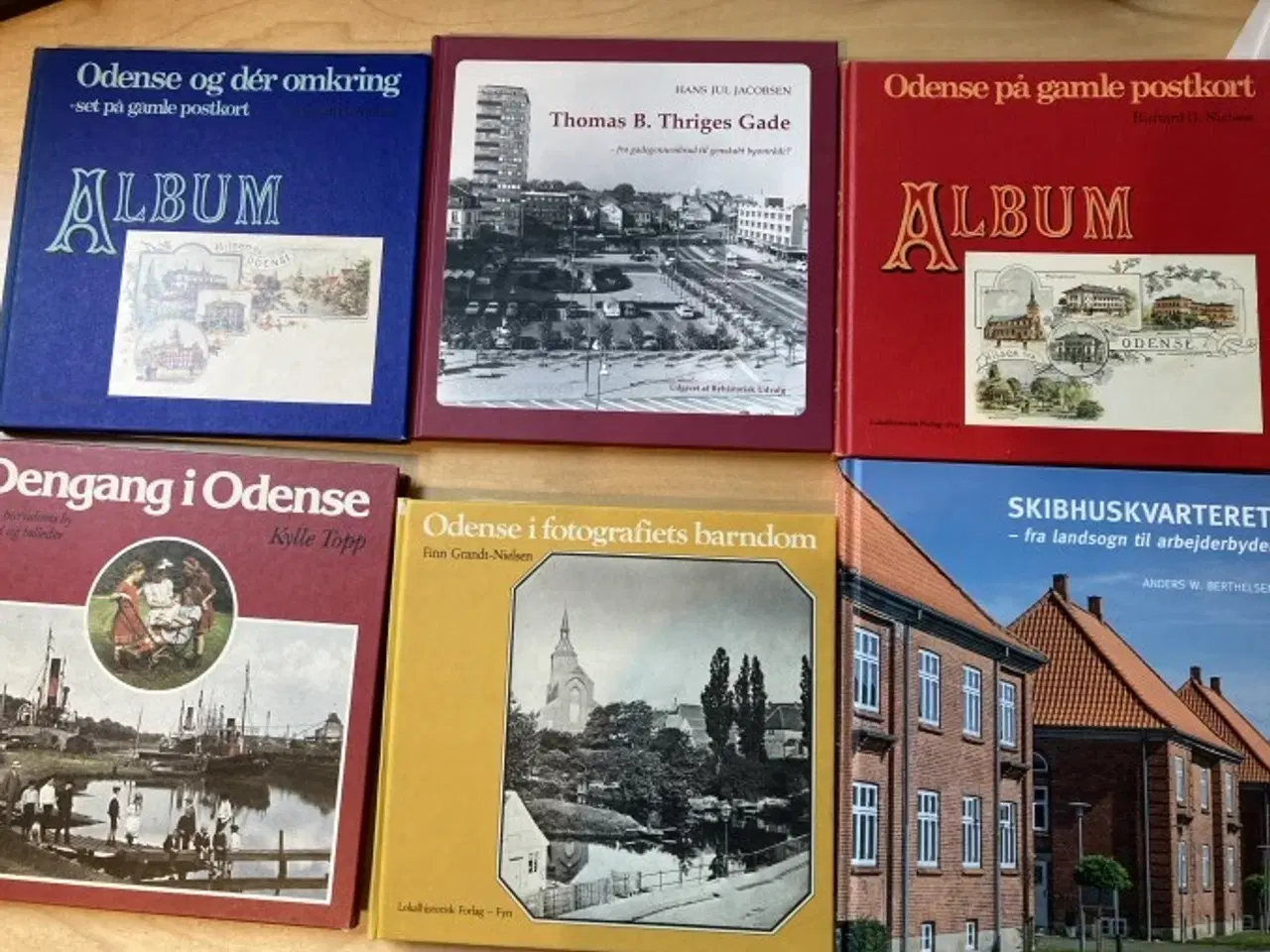 Billede 4 - Forskellige bøger om historie – se pris på hver un