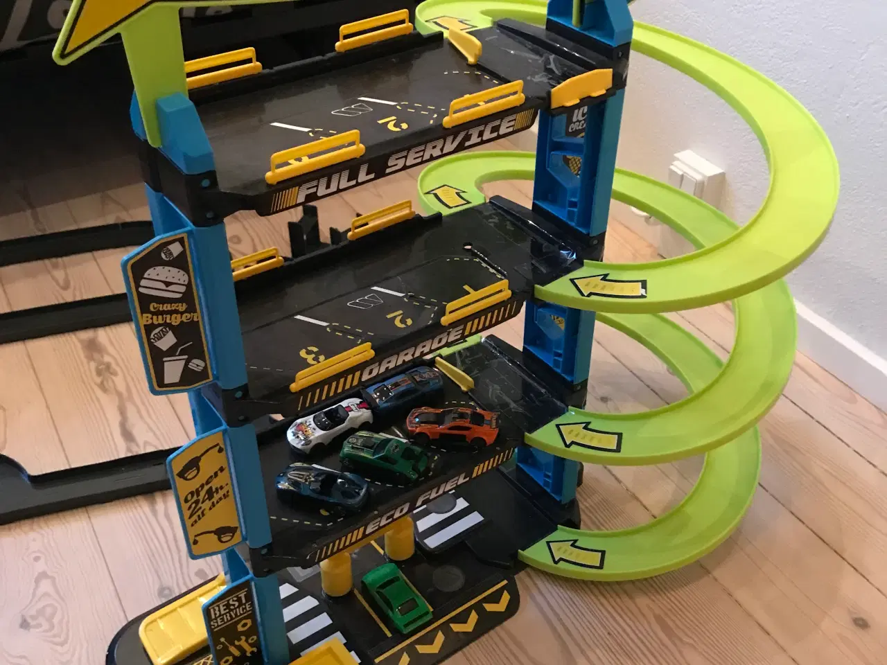 Billede 7 - Bilgarage i 3 etager med ekstra bilbane