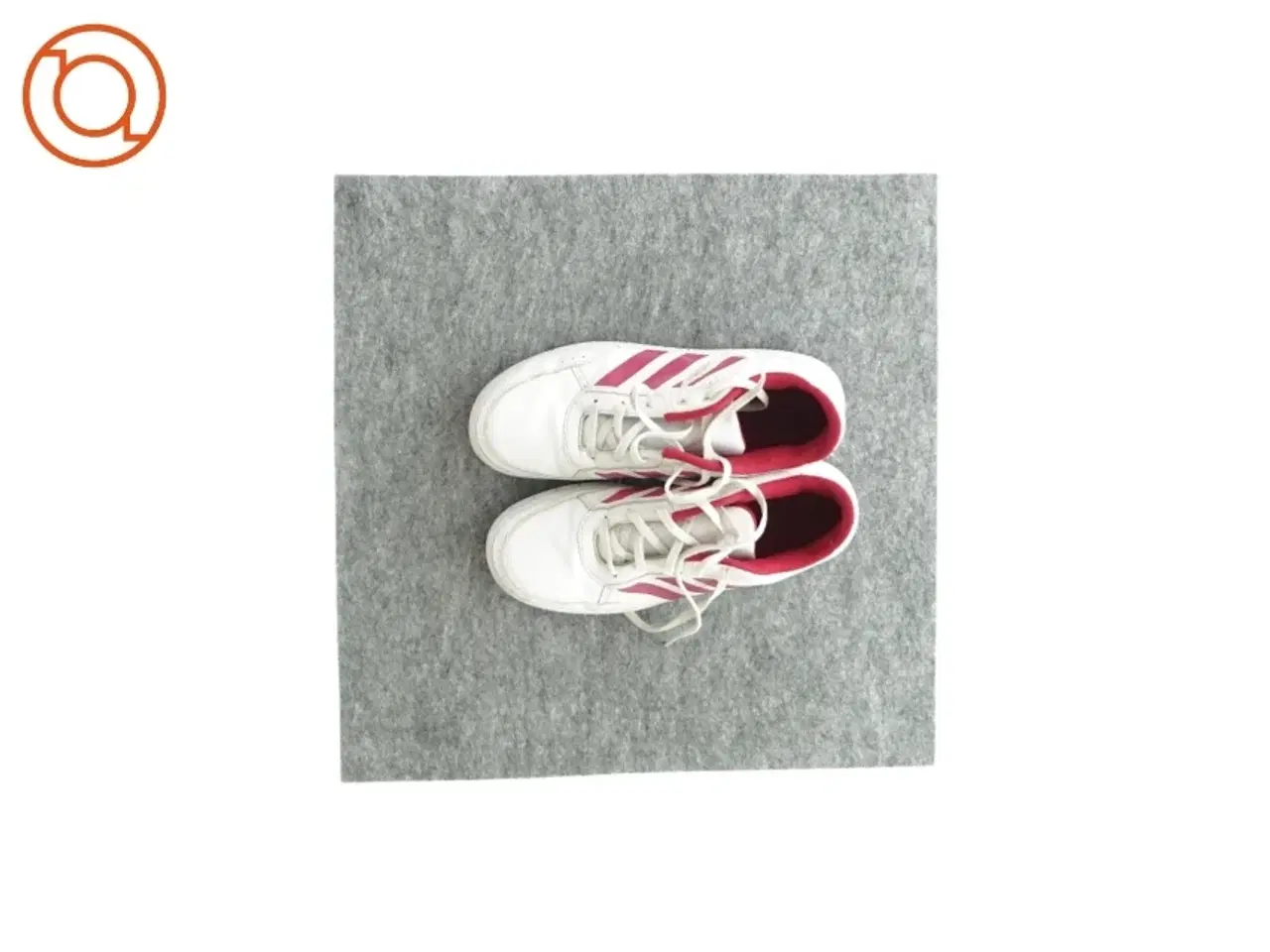 Billede 2 - Sneakers fra Adidas (str 36,5), kun brugt indendøre