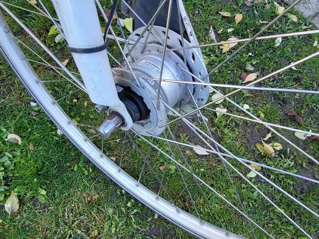 Billede 3 - MOSQUITO COMFORT  28"  53cm højt  7 gear.  Reflex 