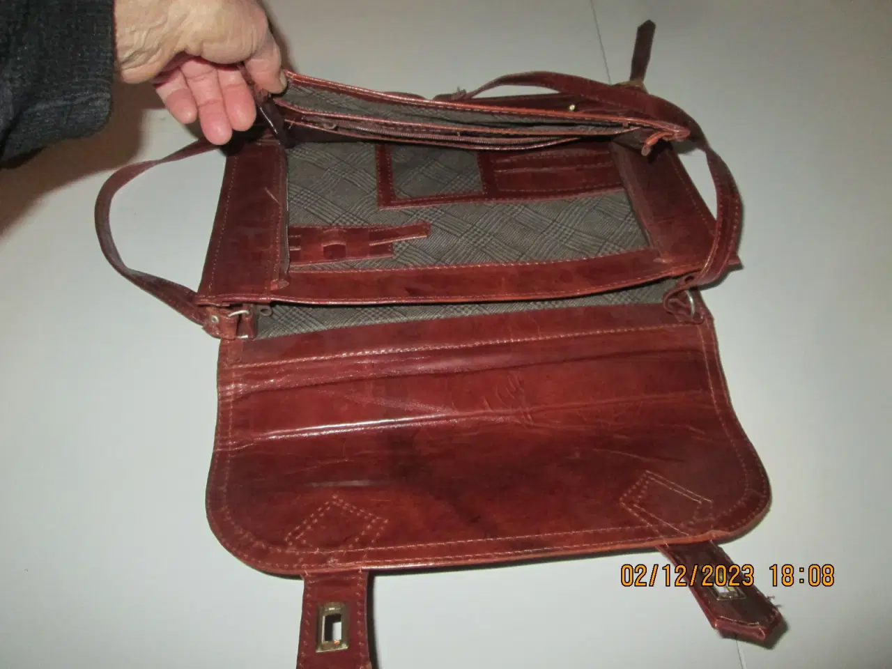 Billede 2 - LÆDERTASKE