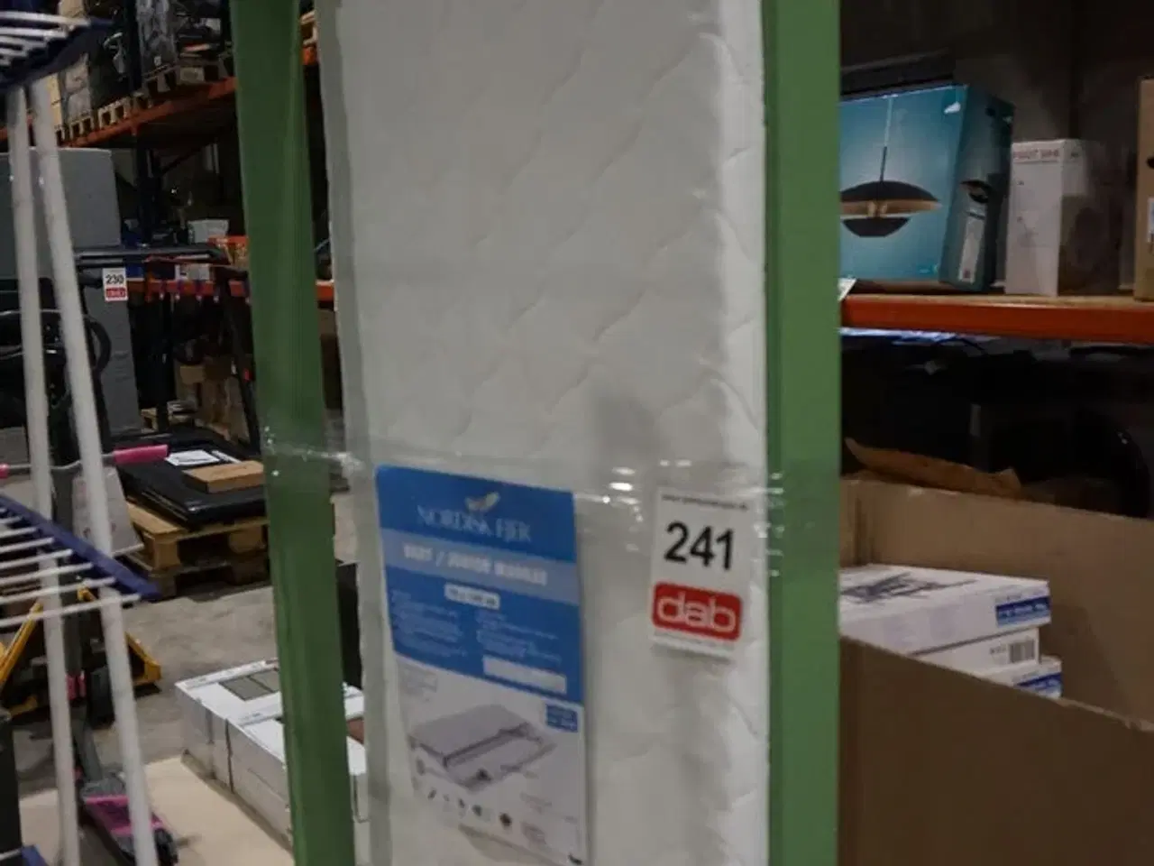 Billede 3 - Spiloppe juniorseng 70x160 cm - pale green inkl. Madras uden sengehest