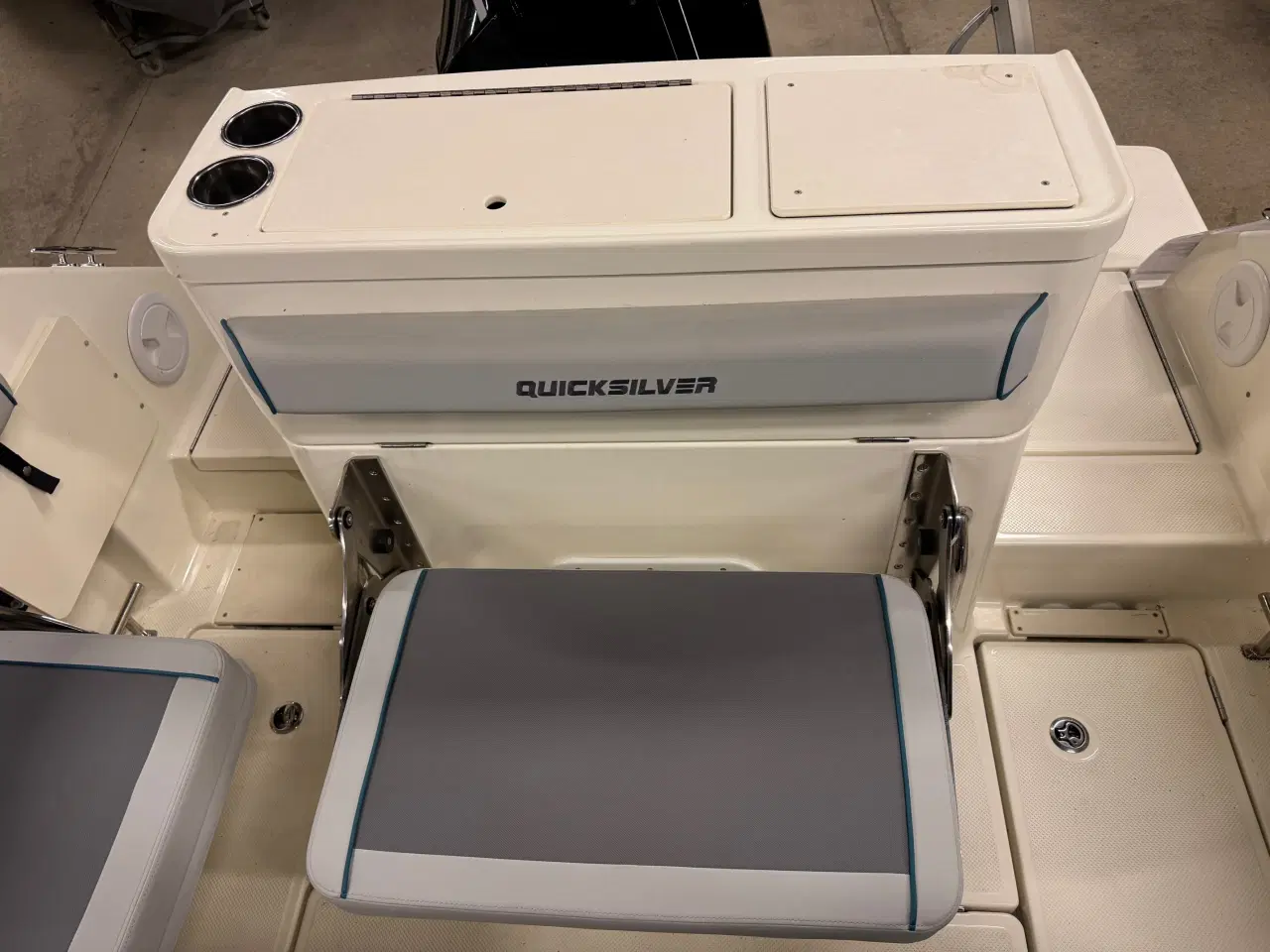 Billede 41 - Captur 705 Pilothouse med 225 hk Mercury-EFI DS 3,4L V6 XL - alt i udstyr.