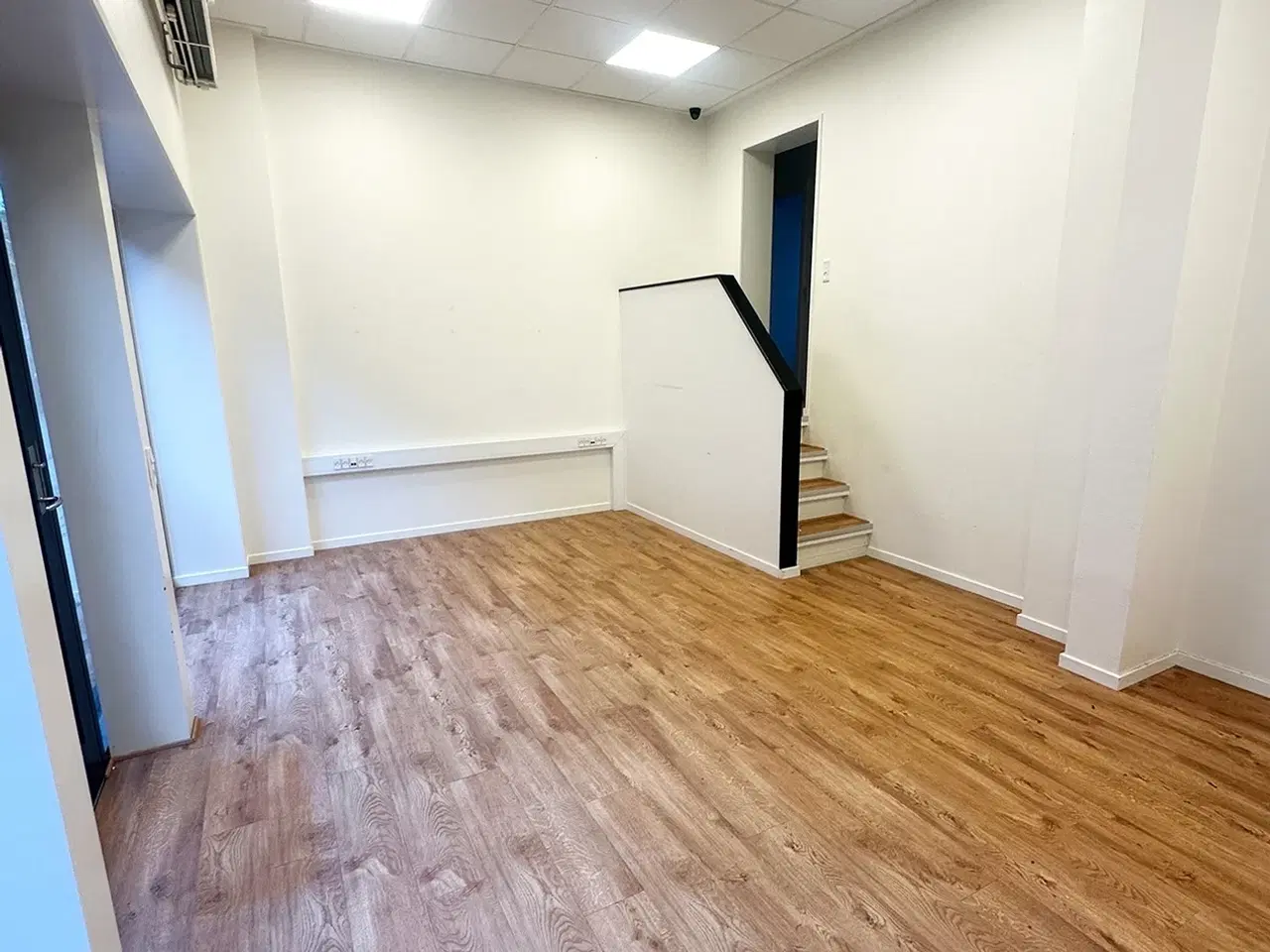 Billede 3 - Moderniseret klinik- eller butikslejemål i Vestbyen