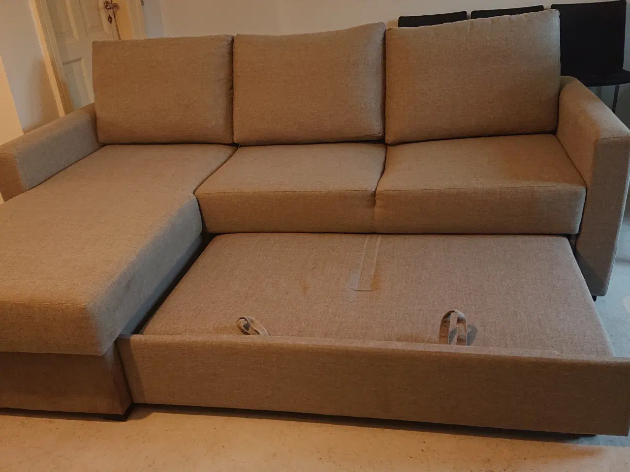 Billede 2 - Dobbelt sovesofa, liggemål 202x142, sandfarvet