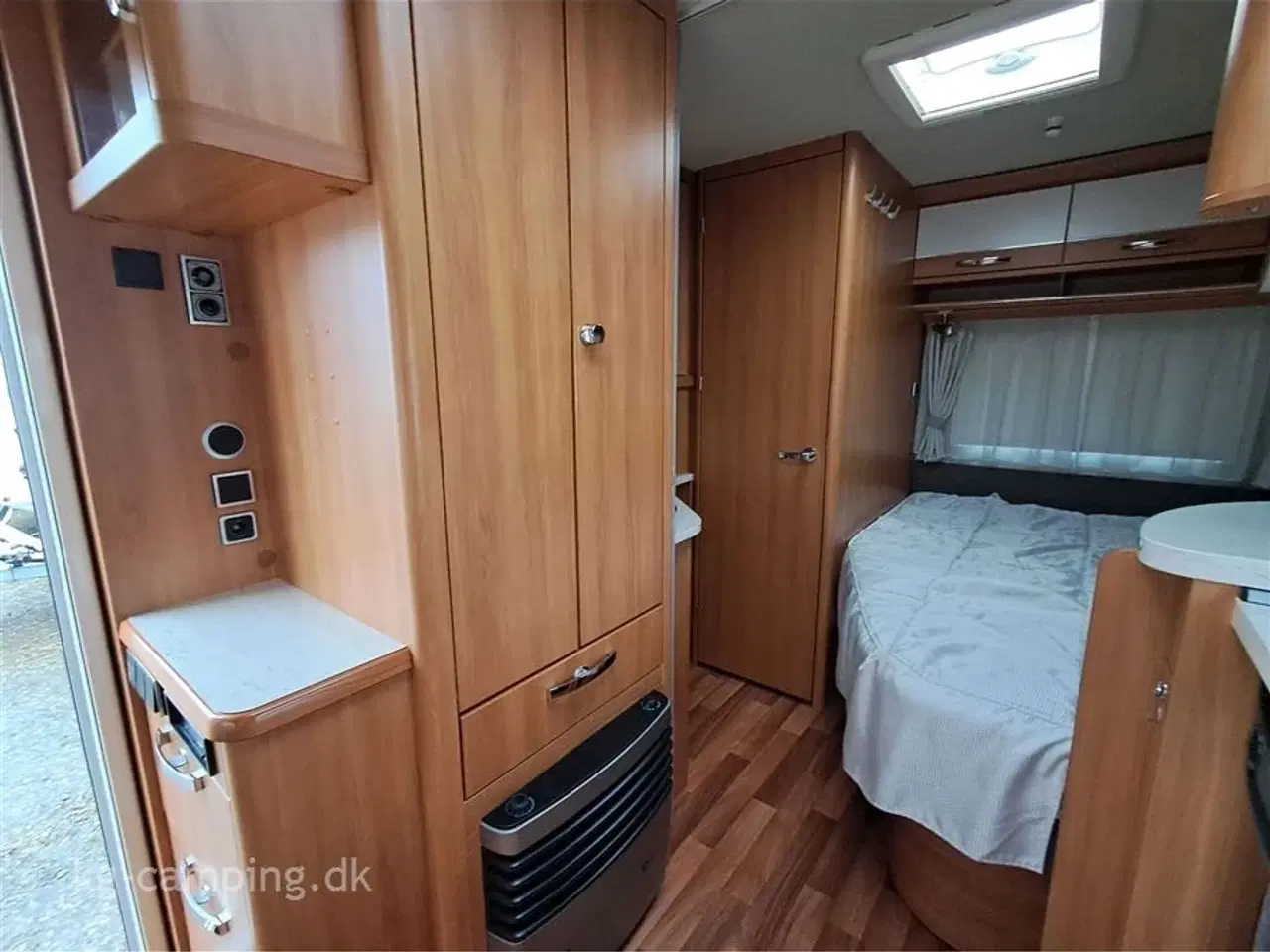 Billede 7 - 2013 - Hymer Eriba Nova Luxus Line 465   Særdeles velholdt kvalitetsvogn m/TRUMA XT mover, UltraHeat, DUO-control, ATC og Markise