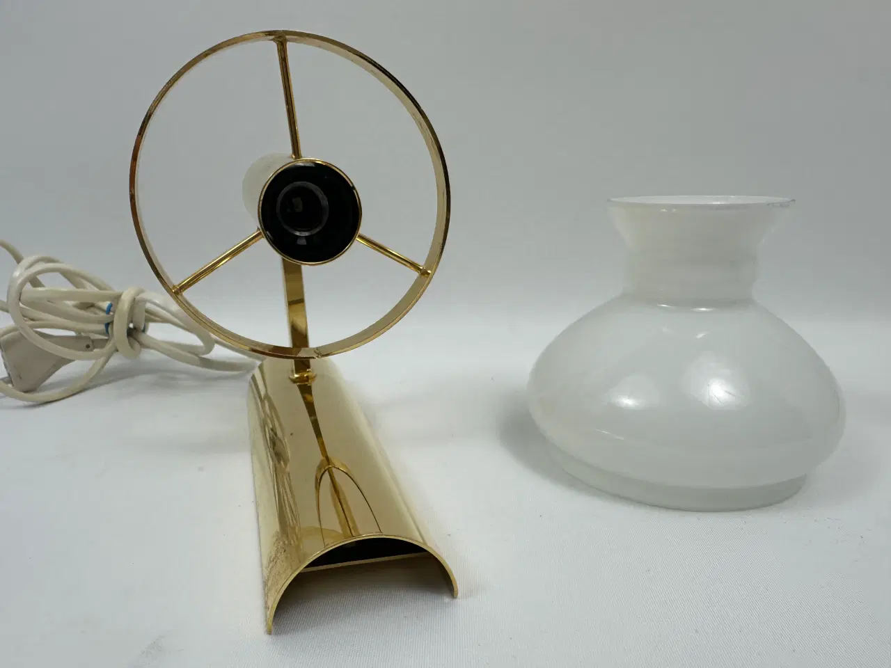 Billede 8 - Vintage messing lampe med opalglas