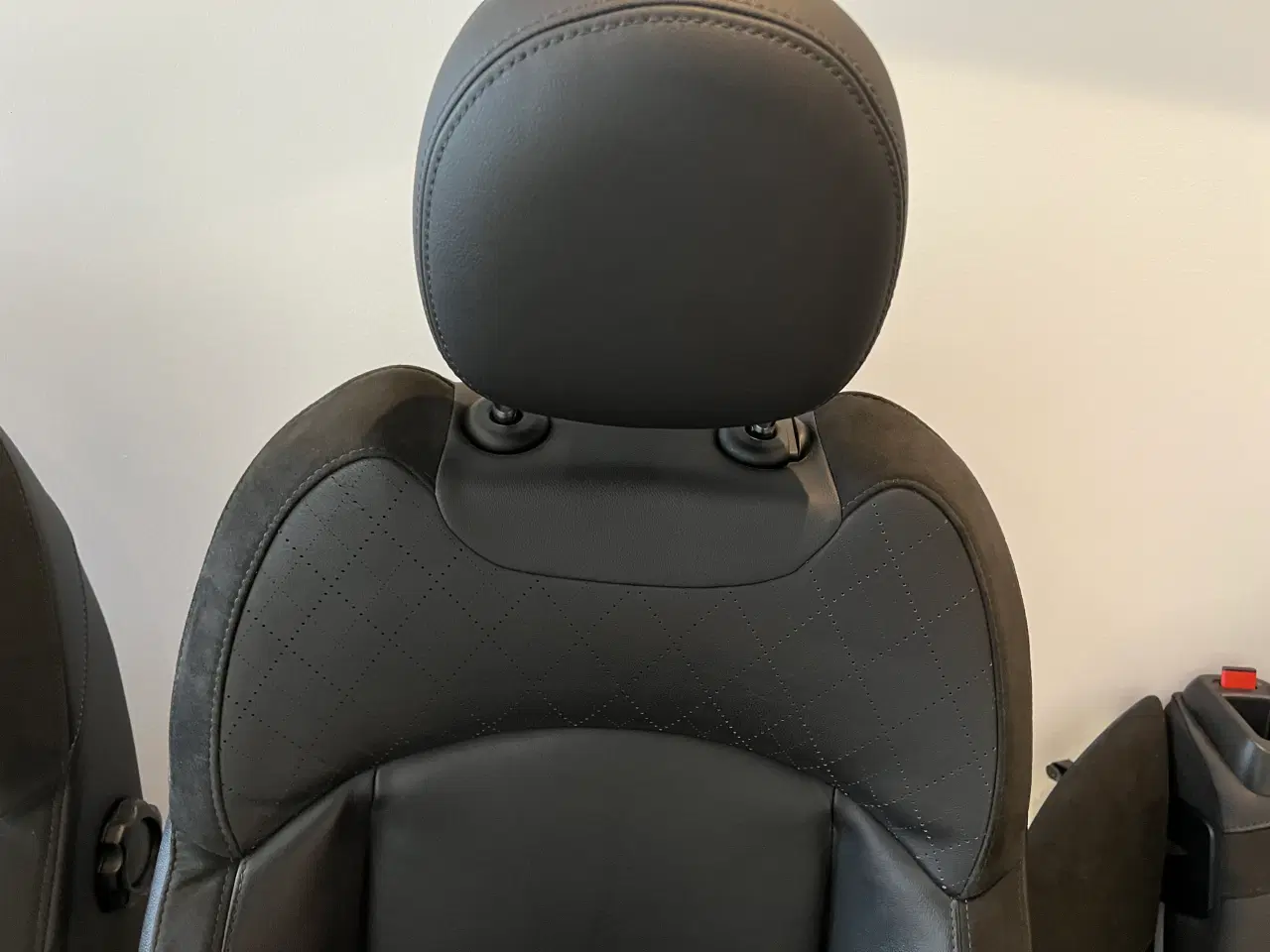 Billede 6 - Mini Clubman JWC komplet sports læderkabine 