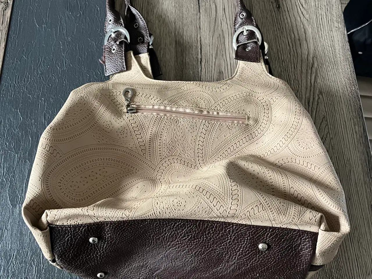 Billede 3 - Fin taske sælges