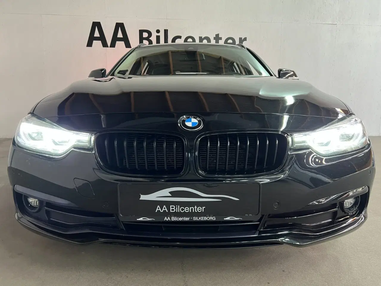 Billede 2 - BMW 320d 2,0 Touring Sport Line aut.