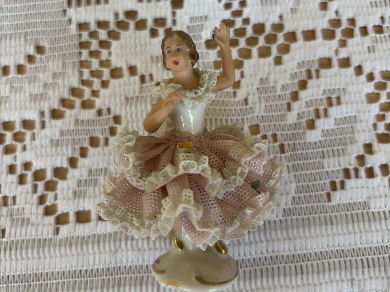 Billede 1 - Lille danse dame måler 8 cm