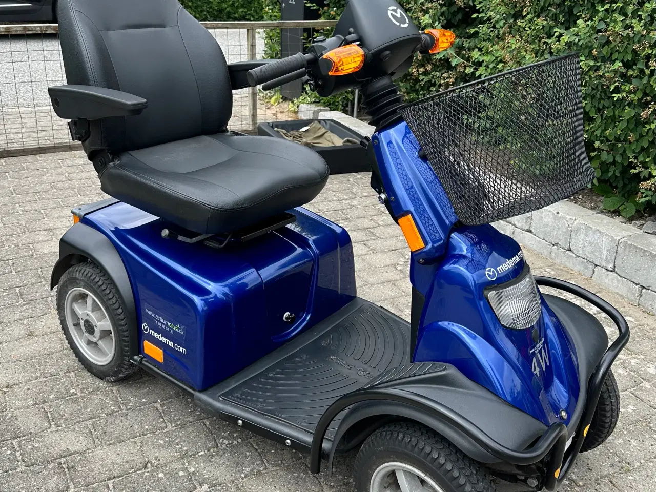 Billede 1 - Handicap scooter med opbevaringstelt