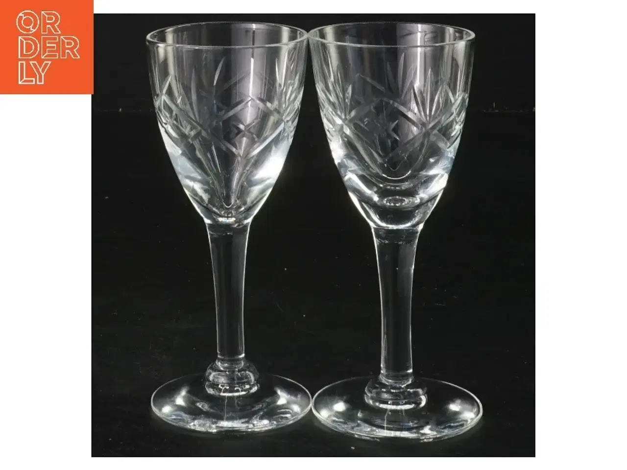 Billede 1 - Krystal vinglas sæt (str. Ø 5x11,6 cm)