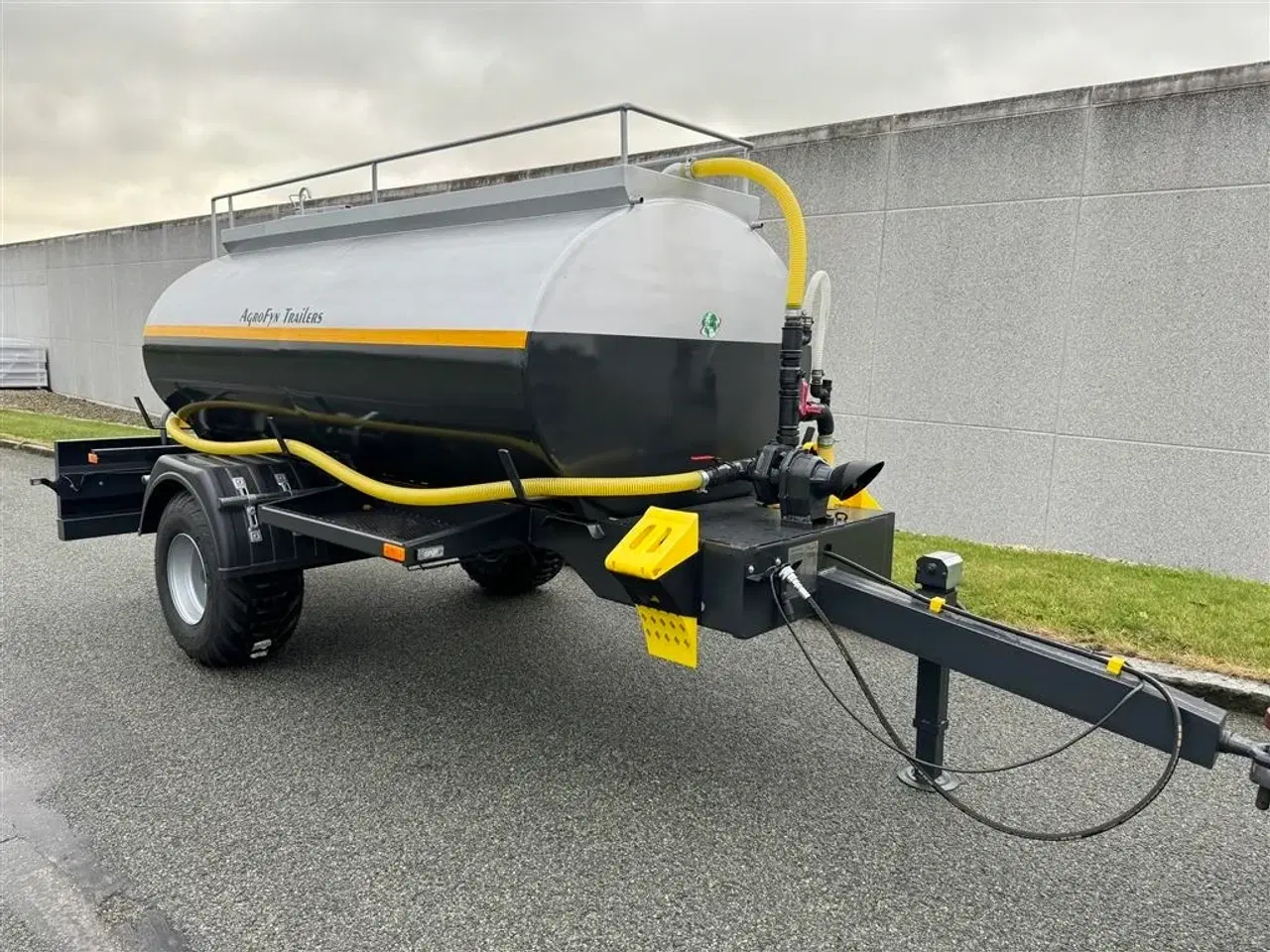 Billede 1 - Agrofyn Trailers 5000 liter vandvogn Til omgående levering