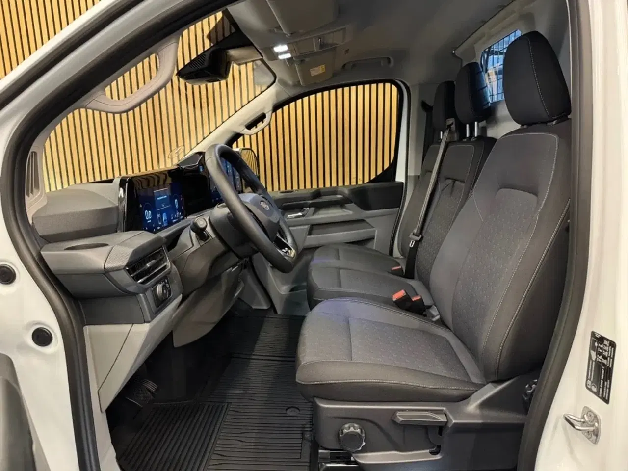 Billede 4 - Ford Transit Custom 320L 2,0 EcoBlue Limited aut.
