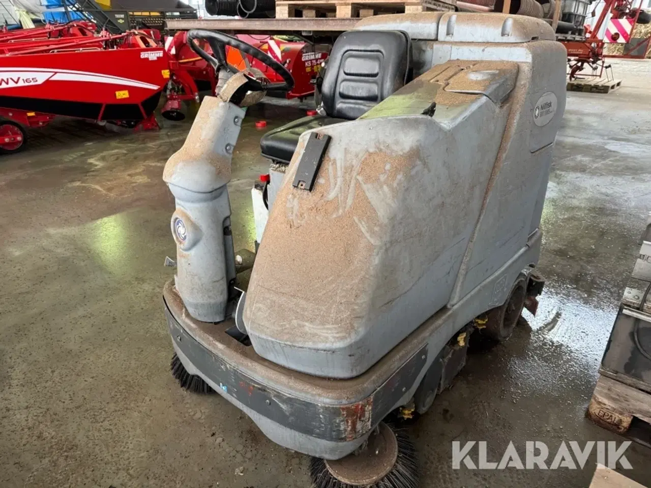 Billede 1 - Gulvvasker og fejemaskine Nilfisk BR 1100S