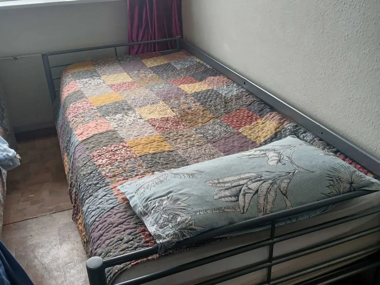 Billede 3 - Super god med jern seng 🌟