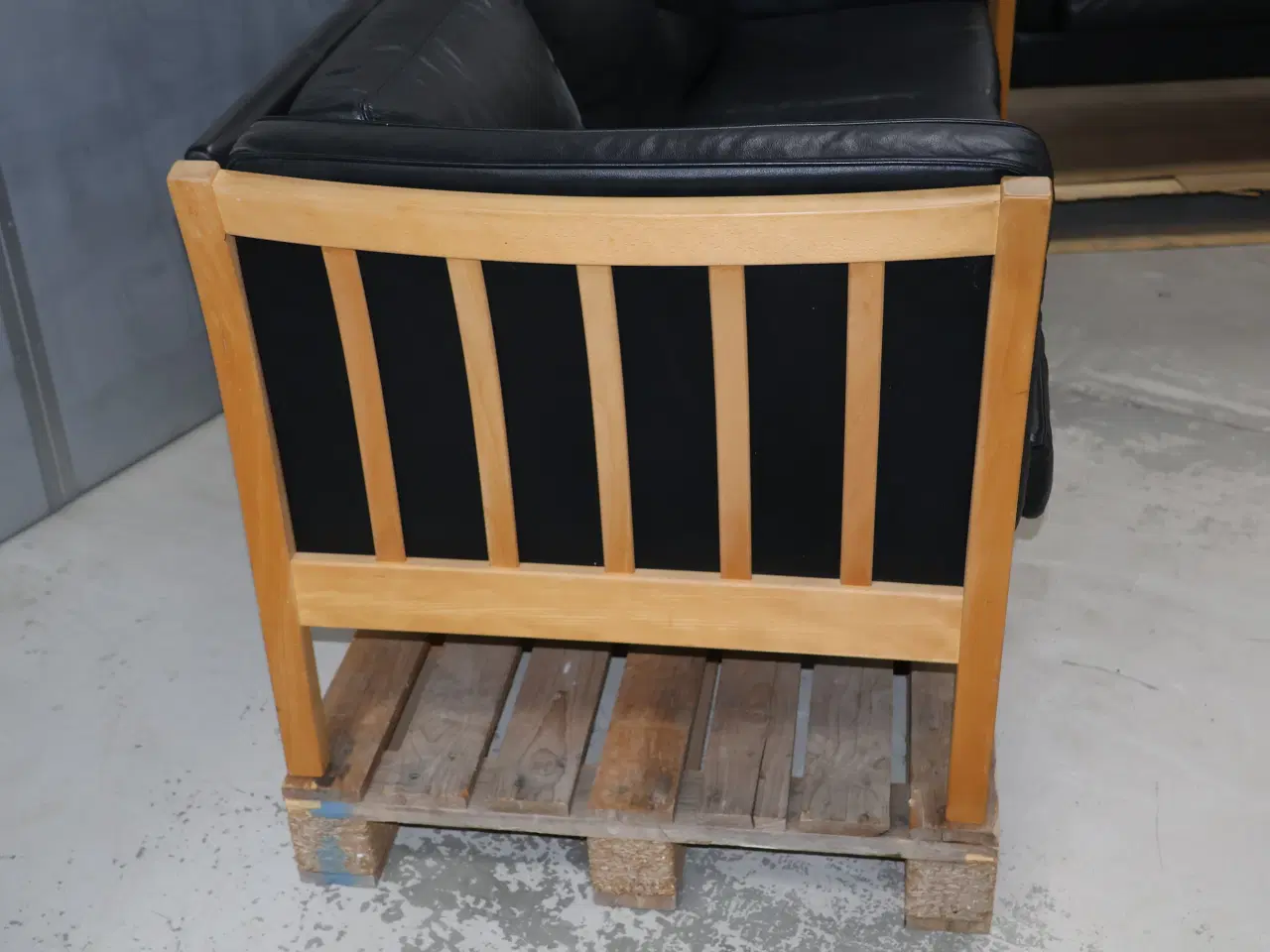 Billede 9 -  Stouby sofagruppe i sort læder